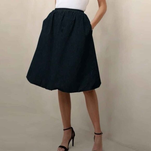 BANANA REPUBLIC KNEE LENGTH MIDI TAFFETA BALLOON SKIRT - BLACK - Picture 1 of 10